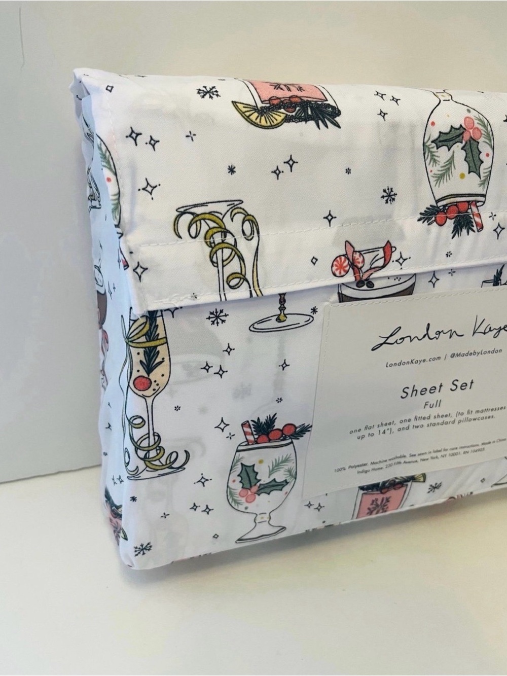 London Kaye Full Size White Sheet Set Deck the Cocktails Candy Cane Peppermint - Picture 10 of 12